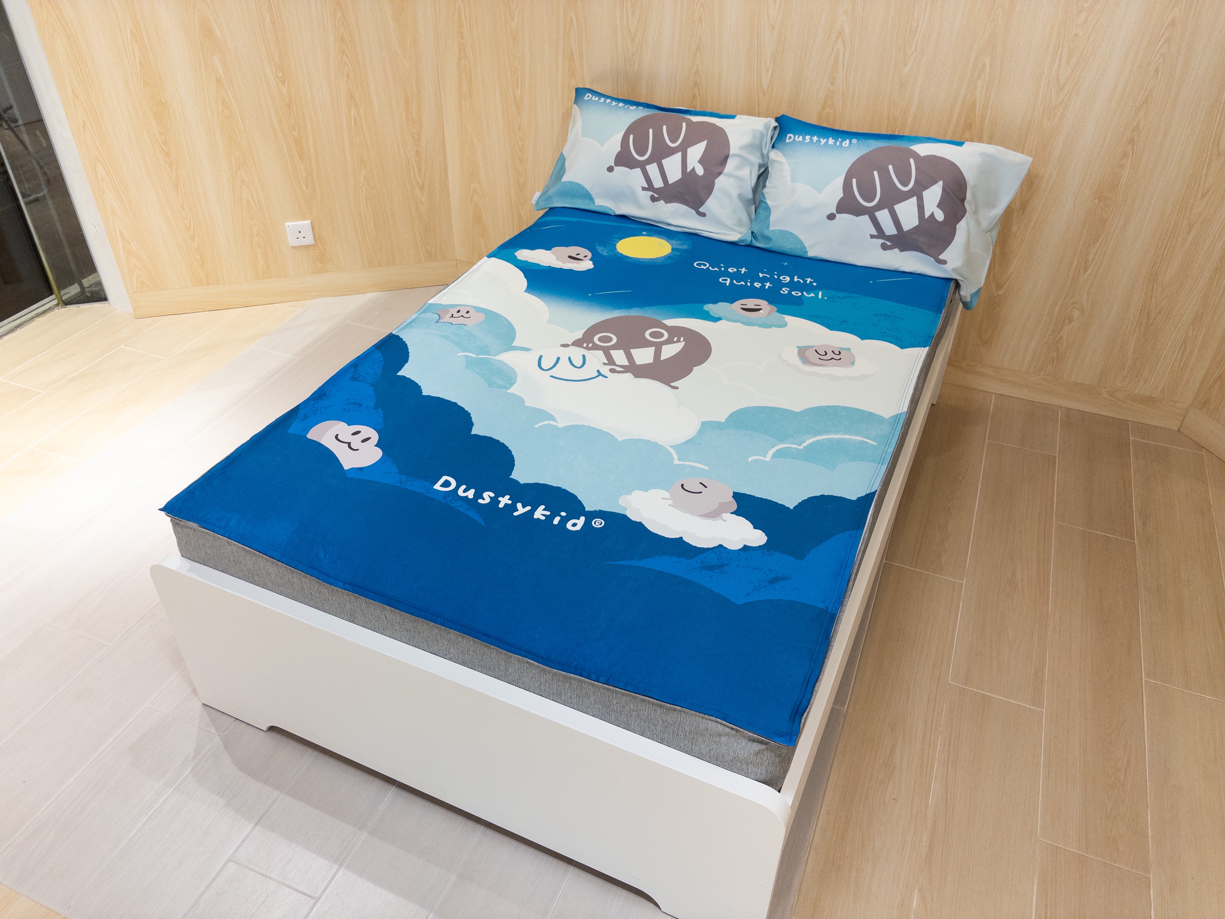 Bed sheet with two pillowcases | 100% cotton (Gen. 2) | Durtykid® Moon Cloud Dream
