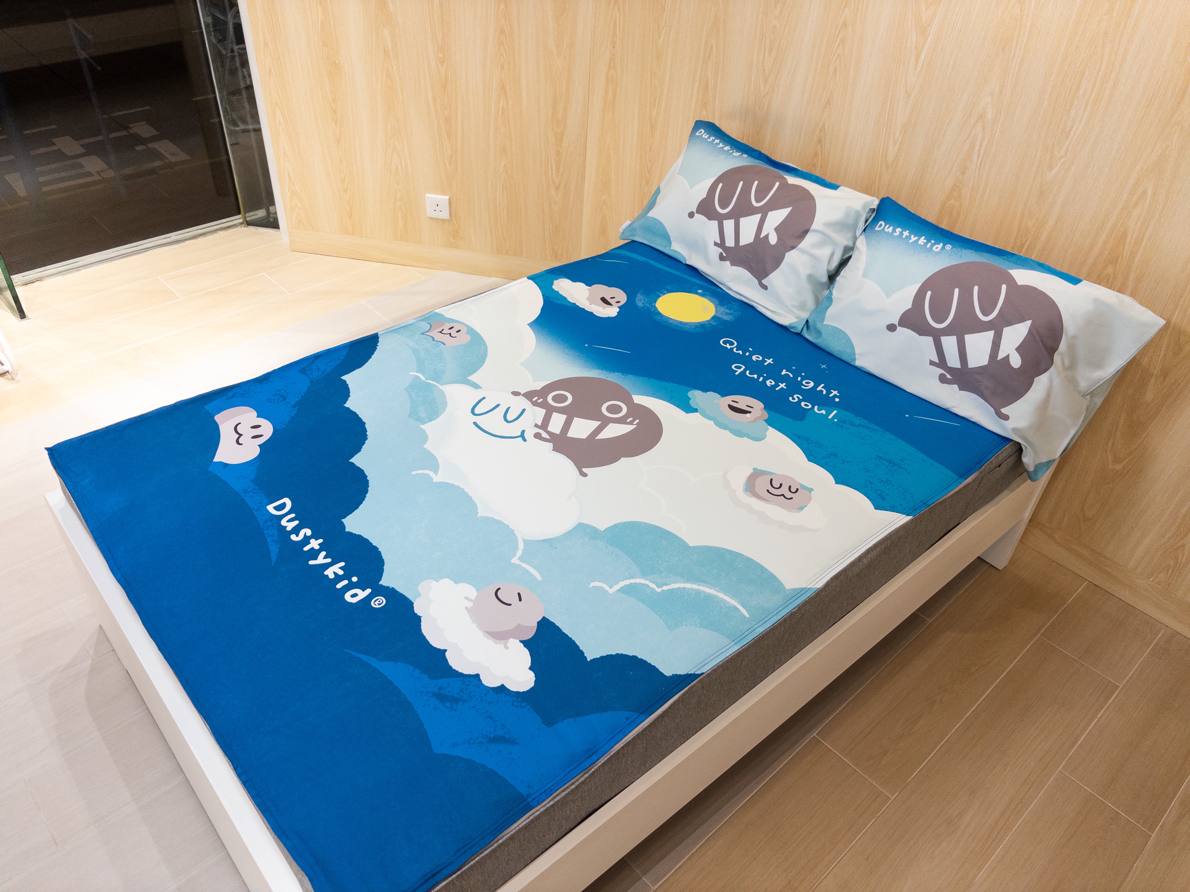 Bed sheet with two pillowcases | 100% cotton (Gen. 2) | Durtykid® Moon Cloud Dream