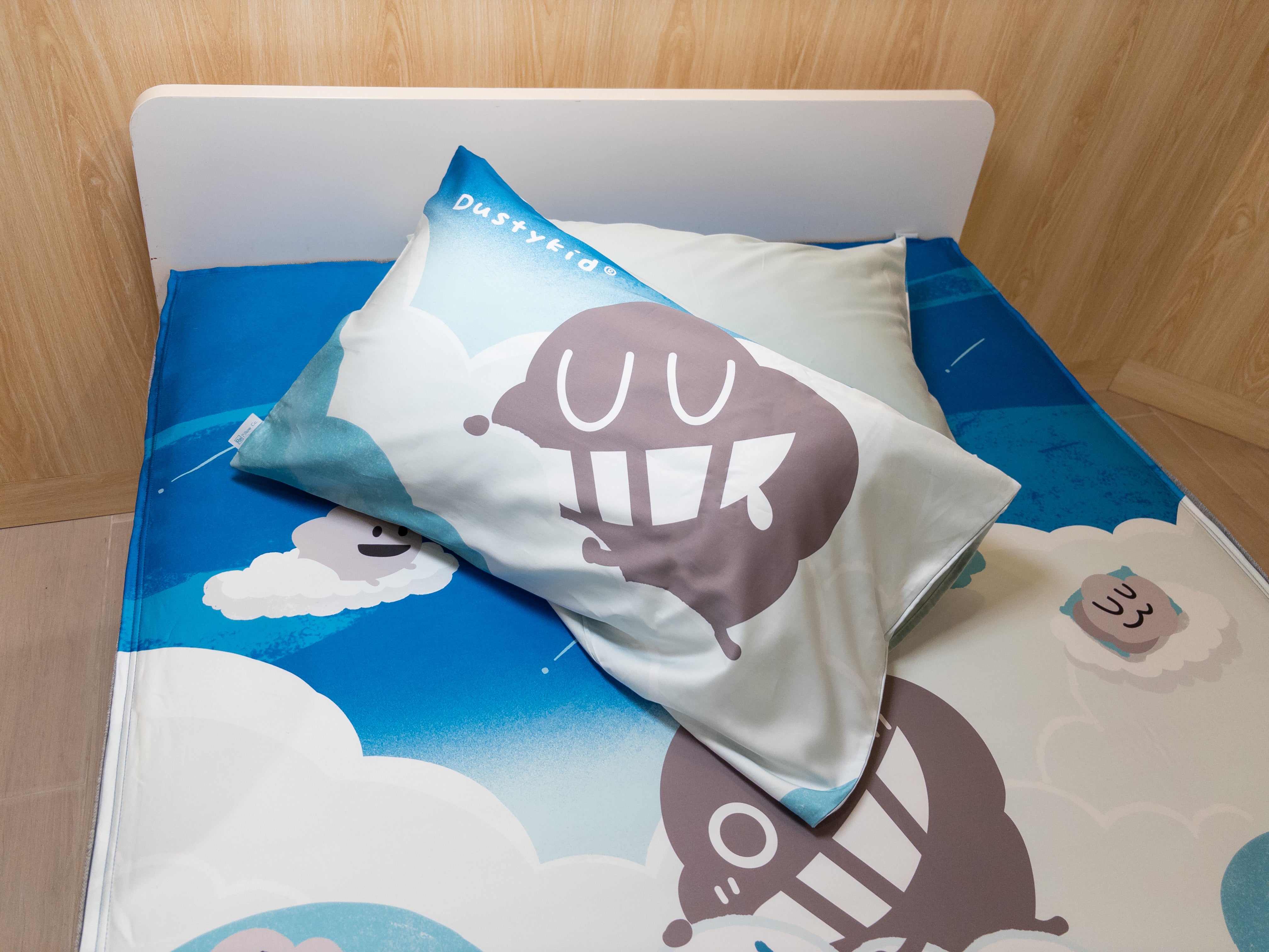 Bed sheet with two pillowcases | 100% cotton (Gen. 2) | Durtykid® Moon Cloud Dream