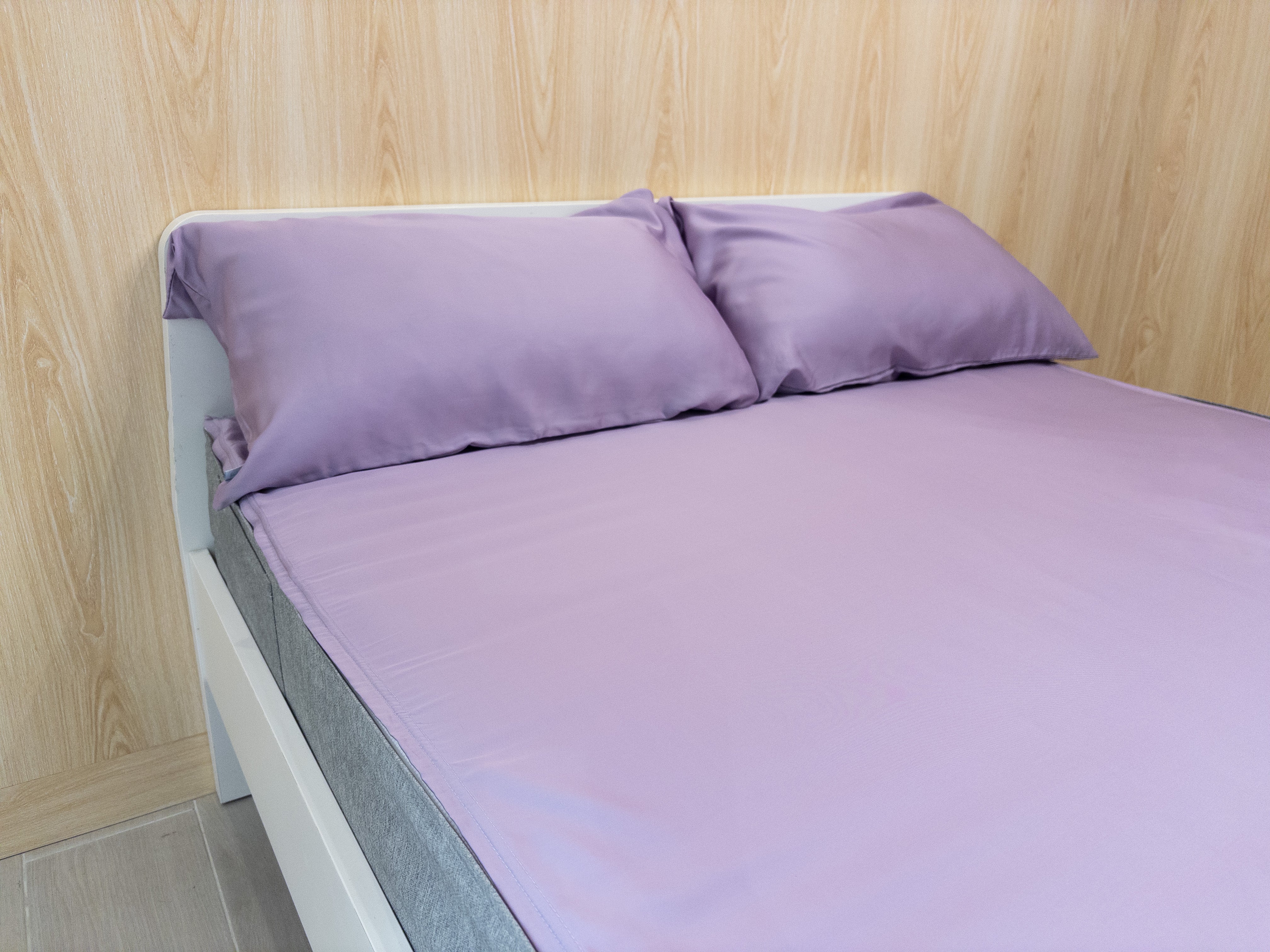 Sheet Set with Two Pillowcases | ULTRA FINE Smooth (Gen. 2) | Lavender